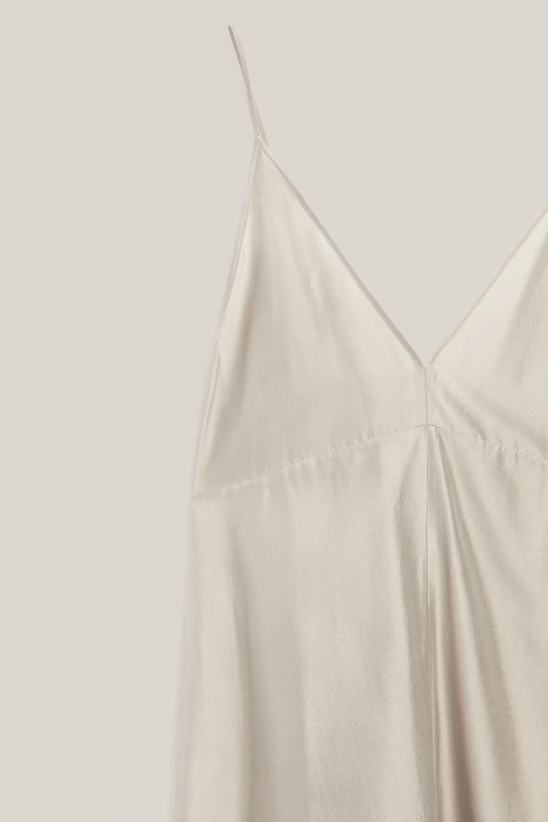 Robe midi nuisette col en V - LIMITED EDITION