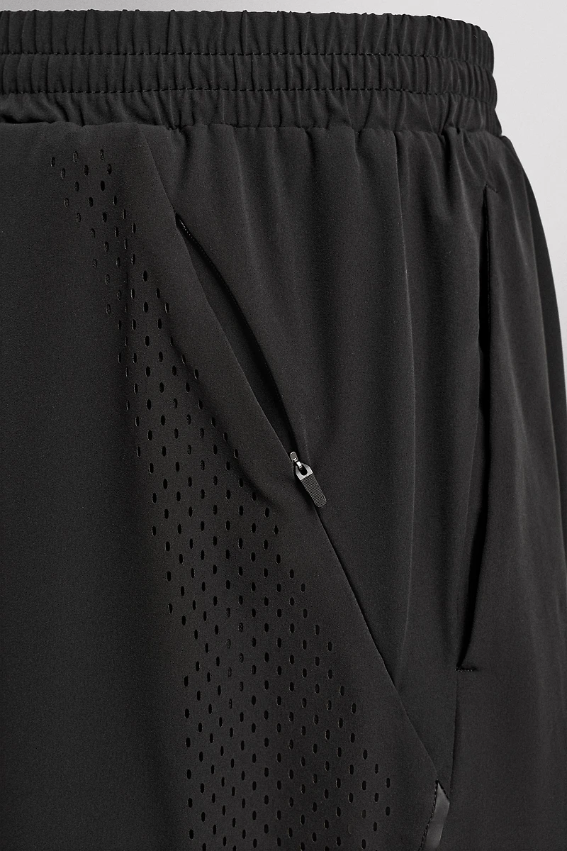 SHORT EN TISSU PERFORÉ 9''