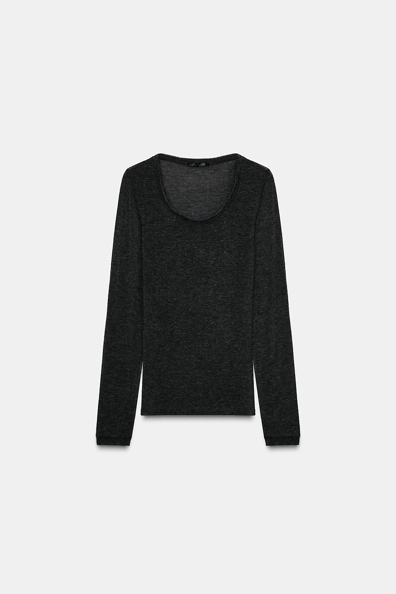 LONG SLEEVE T-SHIRT