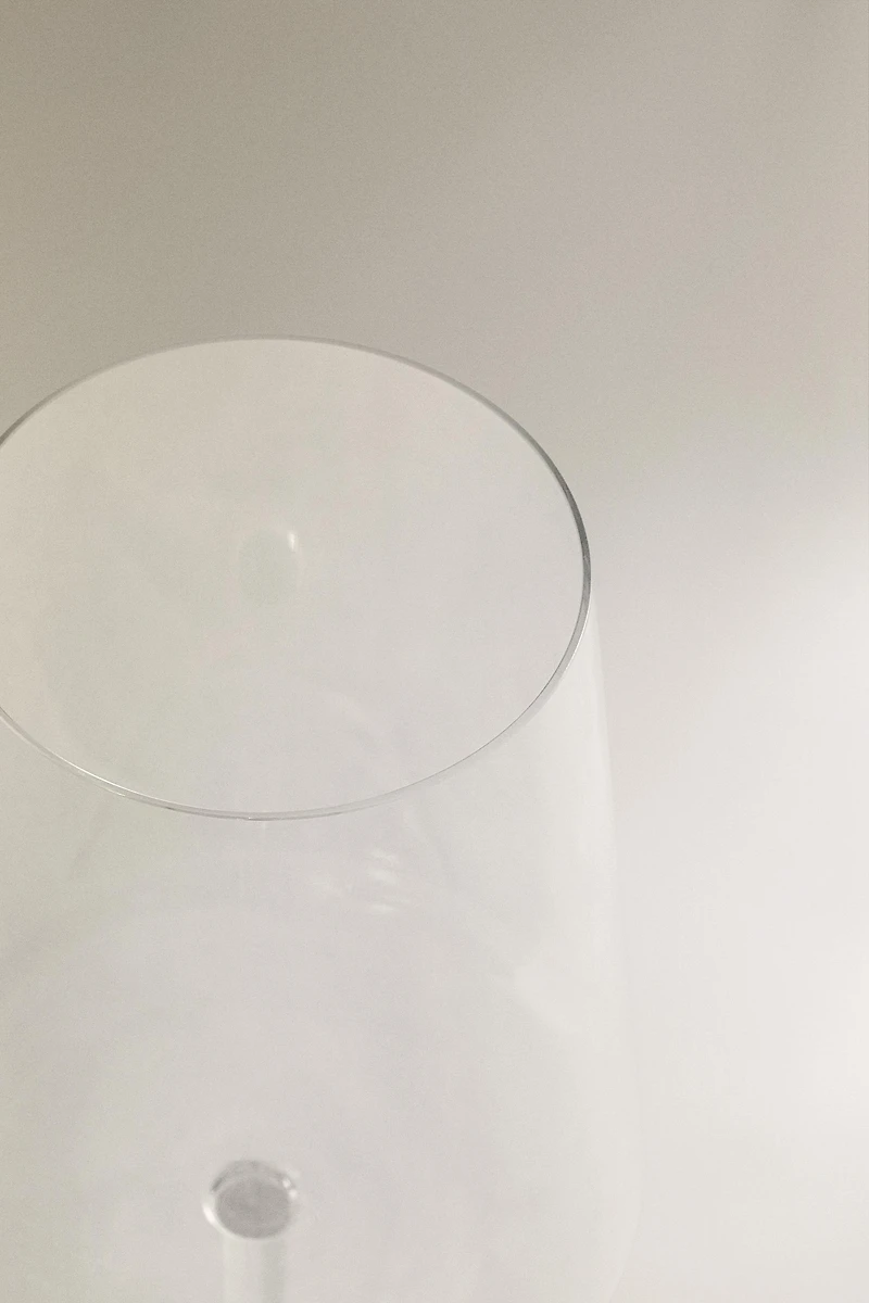 CONICAL CRYSTALLINE GLASS