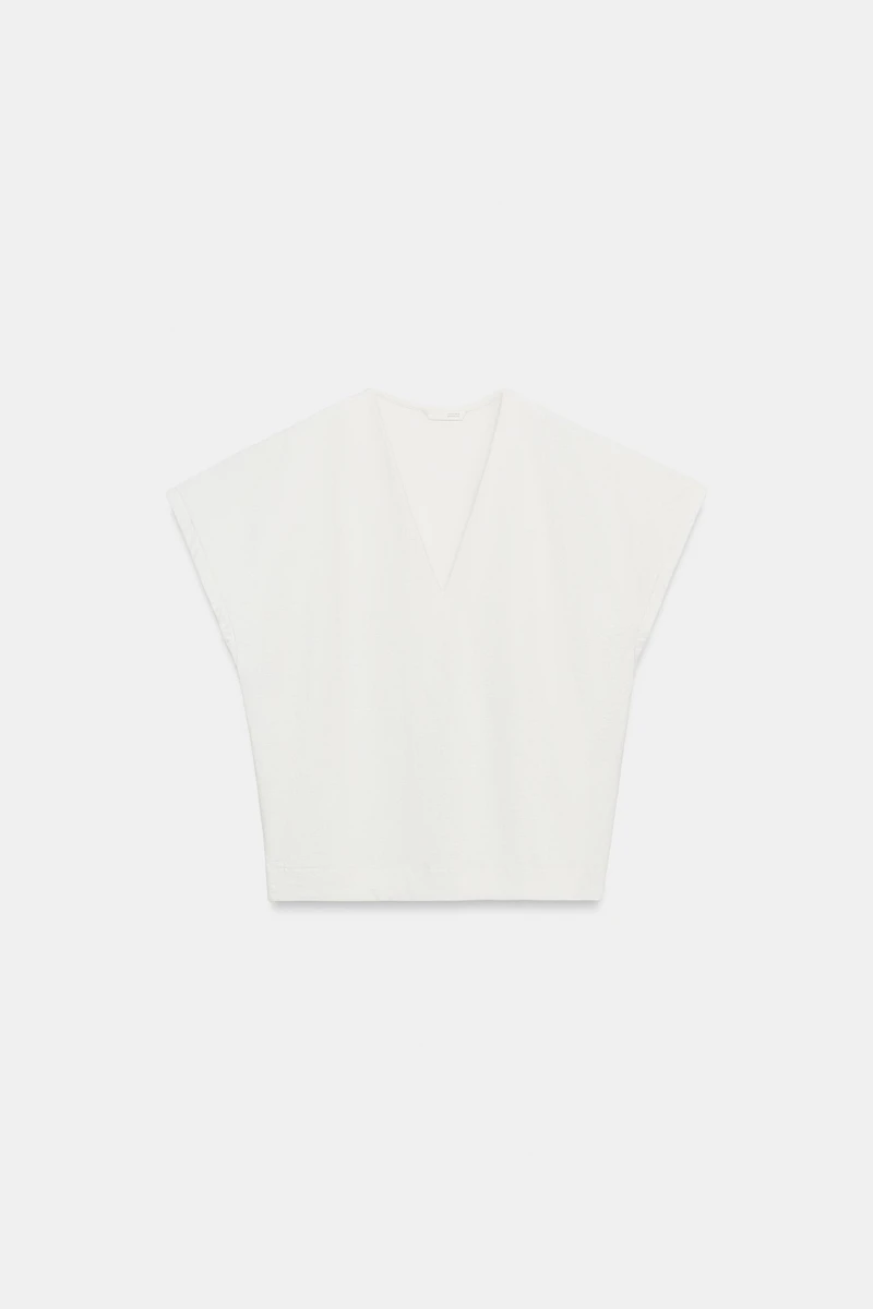 RUSTIC V-NECK T-SHIRT
