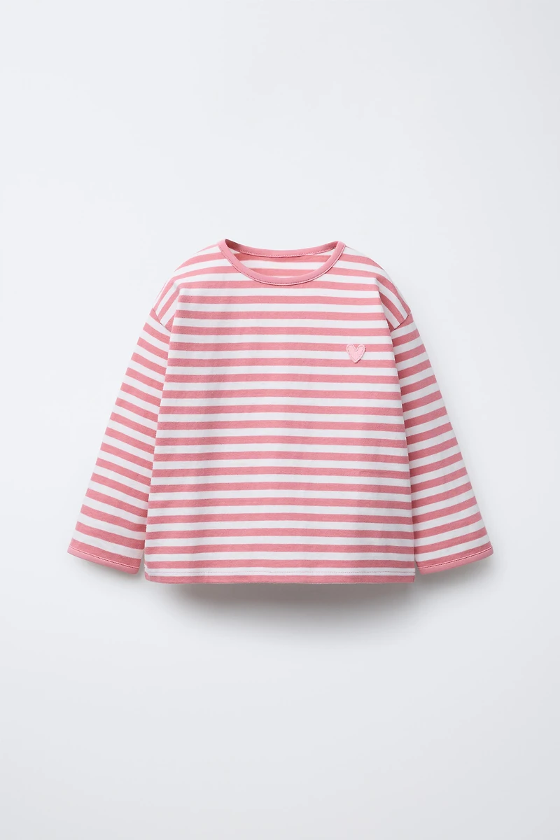 HEAVY WEIGHT WOVEN STRIPE HEART PATCH T-SHIRT