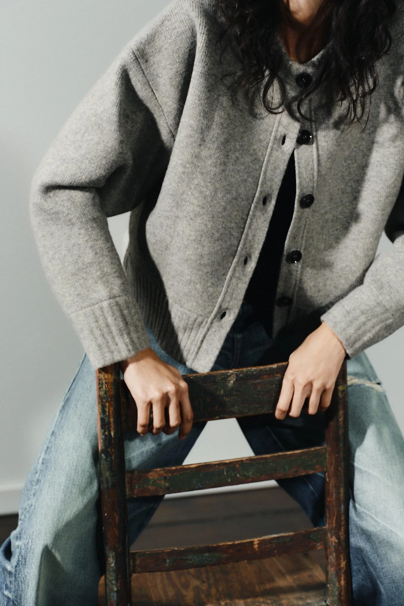 SOFT KNIT CARDIGAN