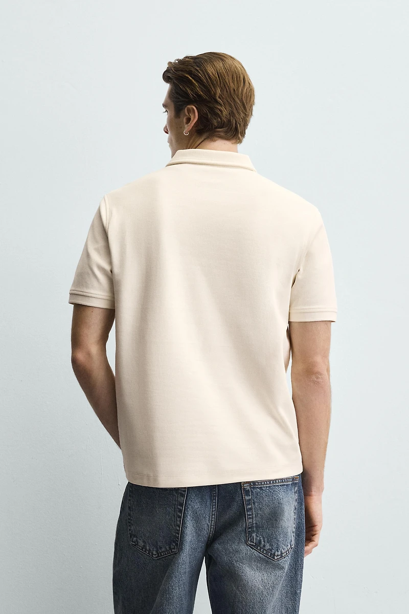 REGULAR FIT TEXTURED POLO