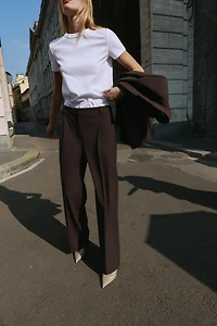 STRAIGHT FIT PLEATED PANTS