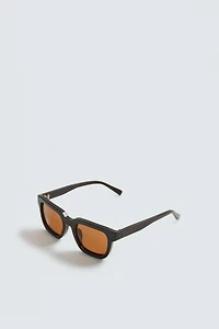 SQUARED SUNGLASSES