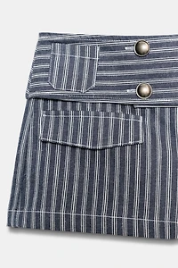 STRIPED BUTTON MINI SHORTS