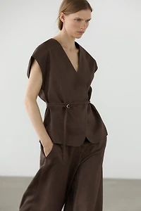 Veste sans manches cache-cœur en lin mélangé
