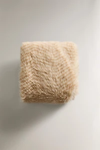 LONG FAUX FUR BLANKET