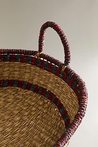 CONTRAST OVAL SEAGRASS BASKET
