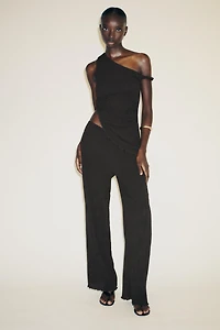 TEXTURED WIDE LEG PANTS
