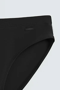FITTED SWIM BRIEFS