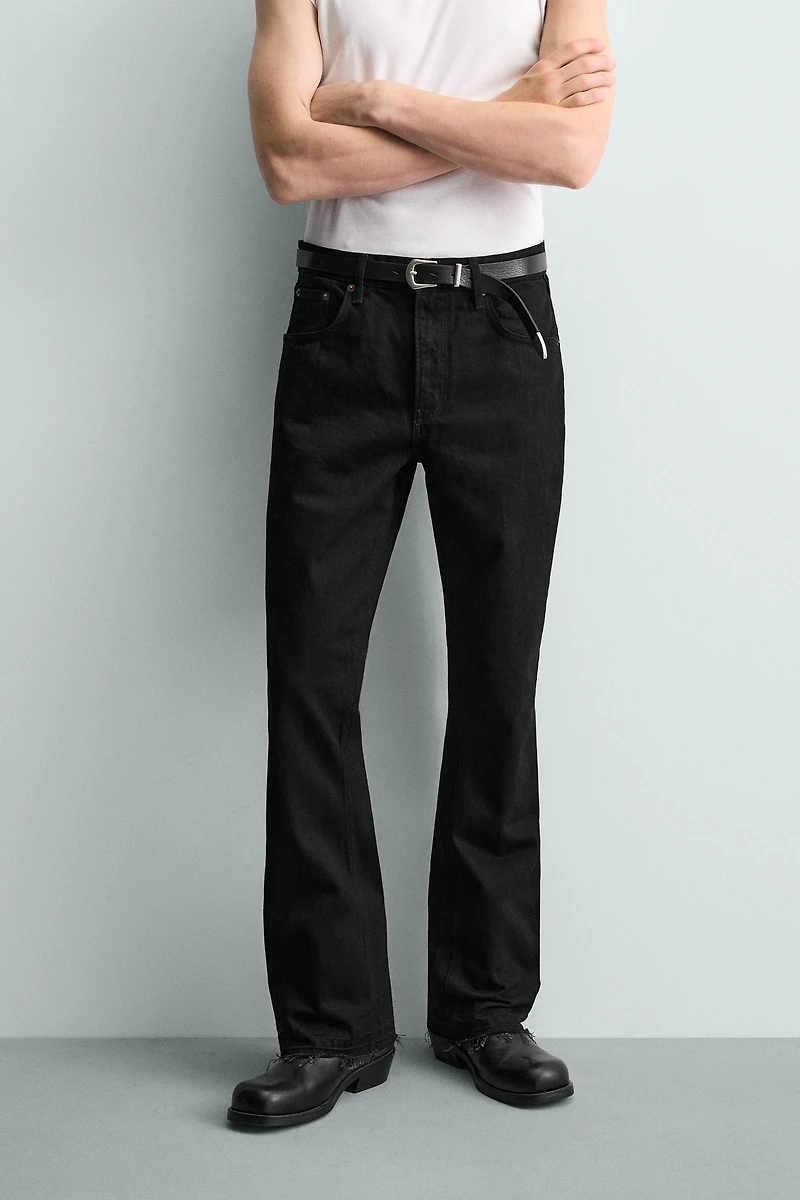 FLARE FIT JEANS