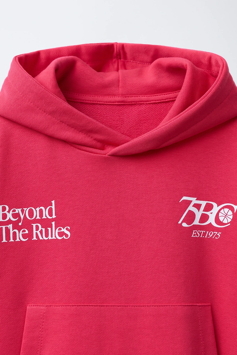 ENSEMBLE SWEAT À CAPUCHE ET BERMUDA INSCRIPTION