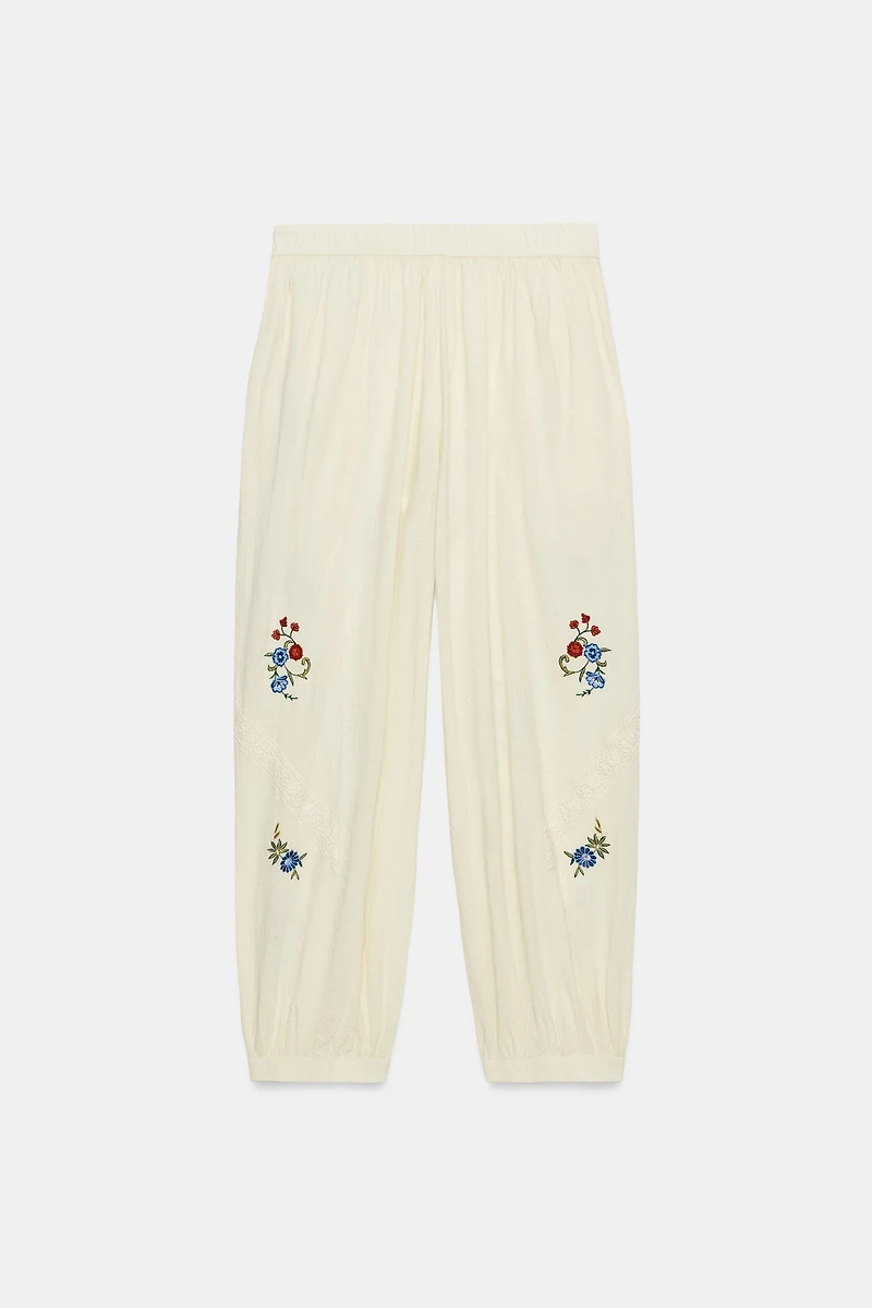 PANTALON SAROUEL BRODÉ