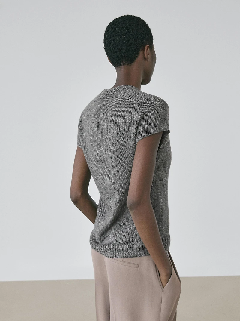 Short sleeve knit sweater with lace