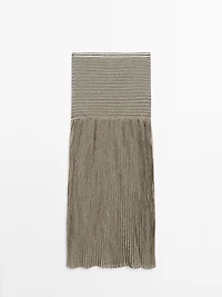 Long pleated skirt with flecked detail