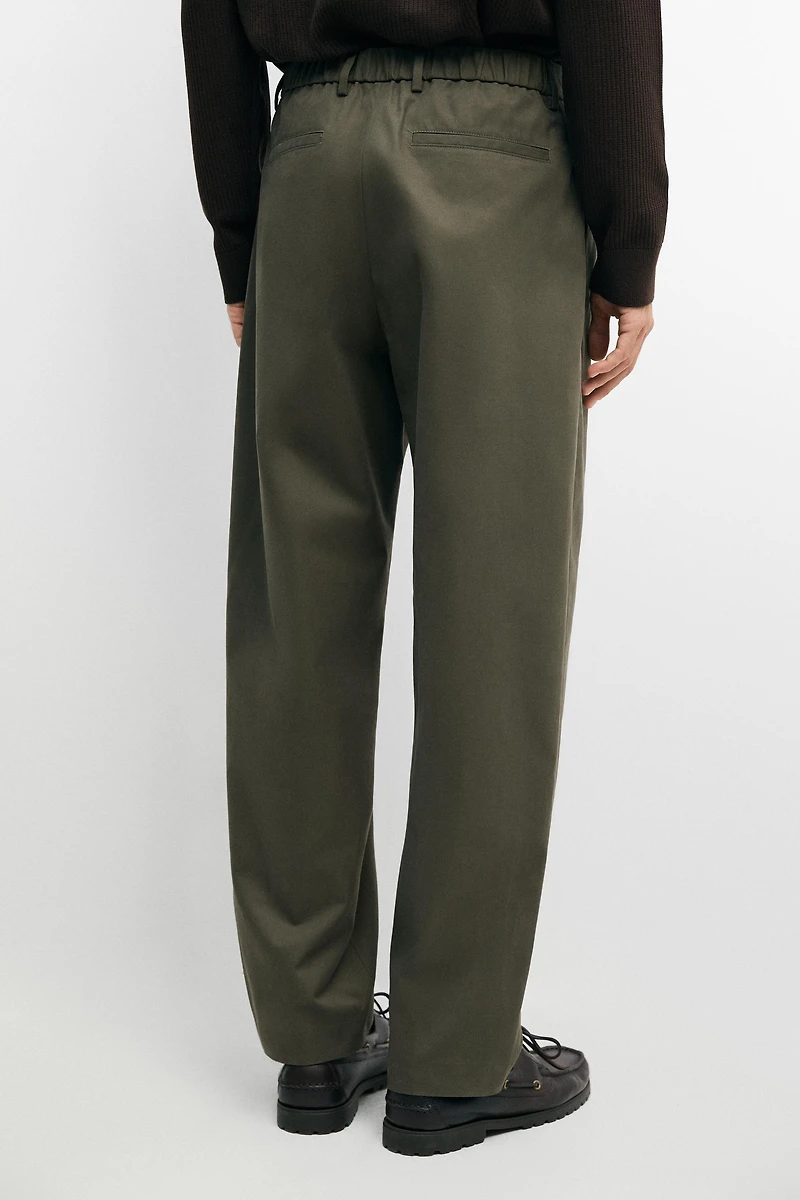 100% cotton pants with double pleats