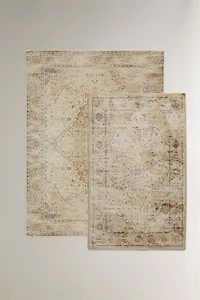 VINTAGE STYLE AREA RUG