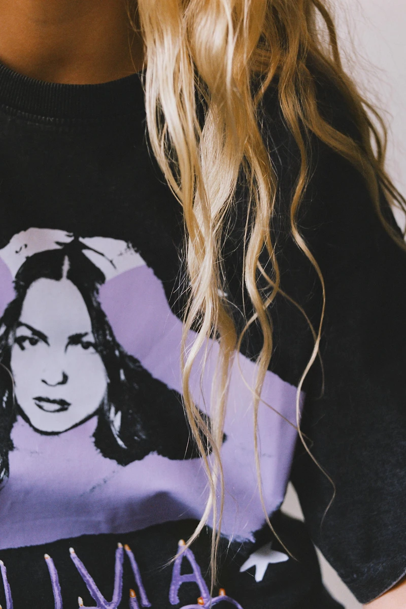 OLIVIA RODRIGO ™ WASHED EFFECT T-SHIRT