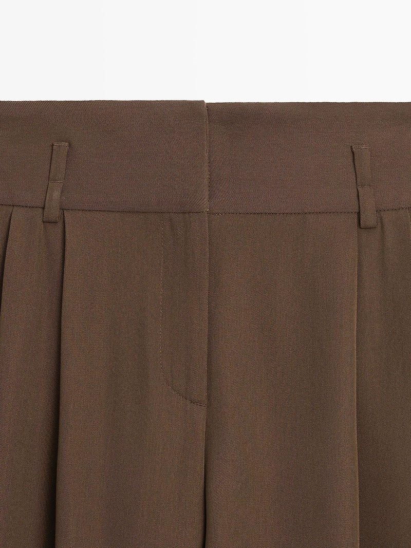 Long Bermuda shorts with turn-up hems