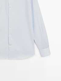 100% cotton slim fit shirt