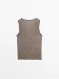 Round neck top with seam details