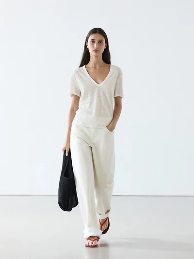 Linen V-neck T-shirt