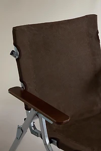 FOLDING CHAIR WITH ARMRESTS AND HANDLE
