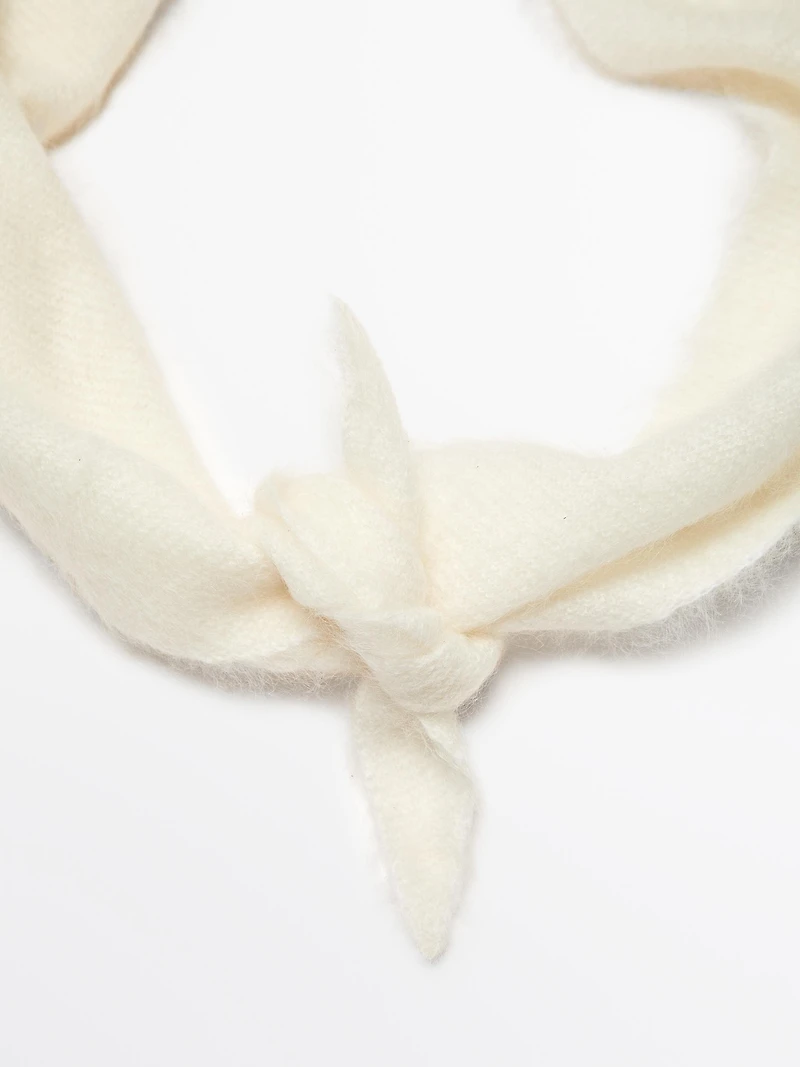 100% cashmere bandana