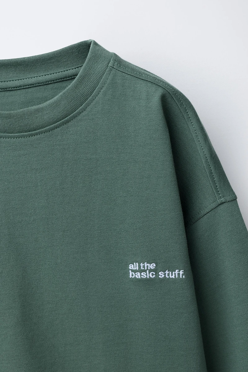 HEAVY WEIGHT EMBROIDERED TEXT T-SHIRT