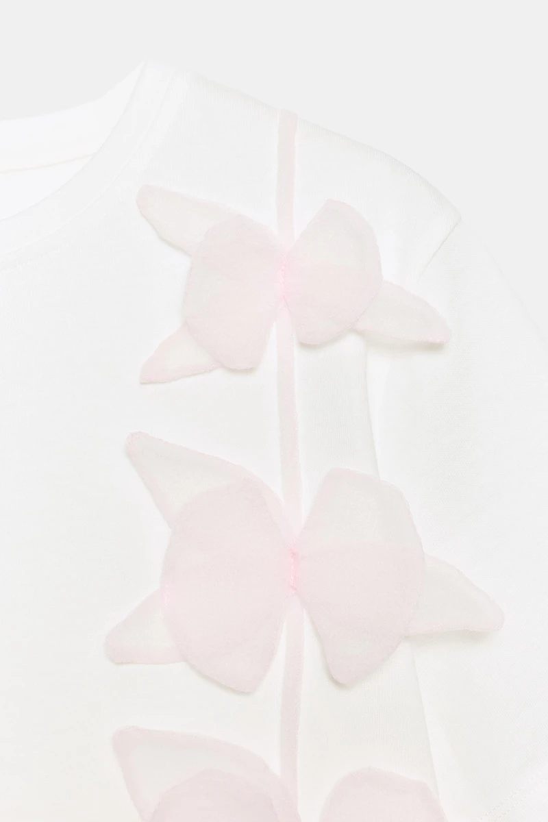 T-SHIRT FLEUR EN RELIEF