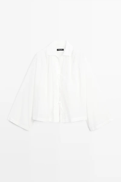 100% cotton shirt with fastening detail