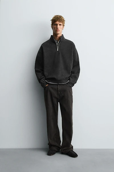 WASHED QUARTER-ZIP SWEATSHIRT