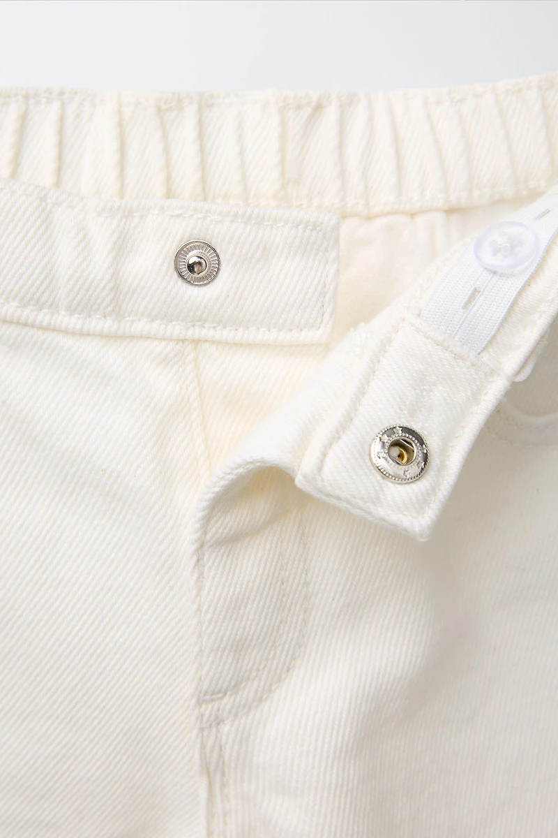 BERMUDA EN JEAN HIGH WAIST FLEURS BRODÉES