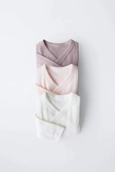 0-6 MOIS/ LOT DE TROIS BODYS MANCHES LONGUES COL KIMONO