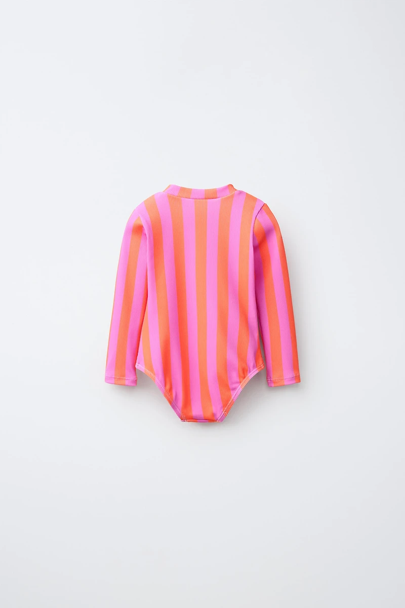 1-6 YEARS / STRIPED TEXT SWIMSUIT