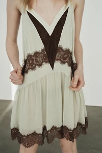 SHORT COMBINATION LACE DRESS