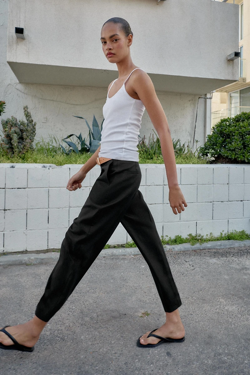 LINEN PANTS WITH BELT AND PLEATS