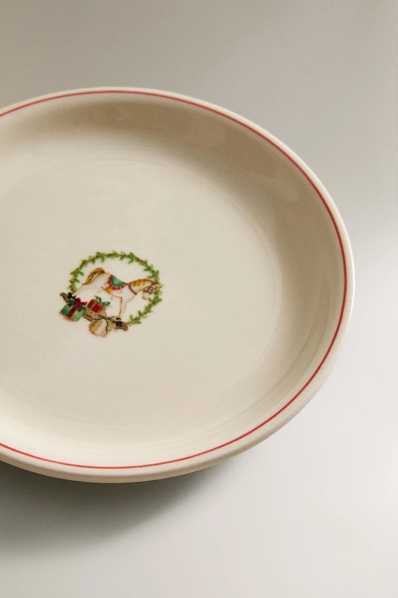 STONEWARE SIDE PLATE WITH CHRISTMAS MOTIF