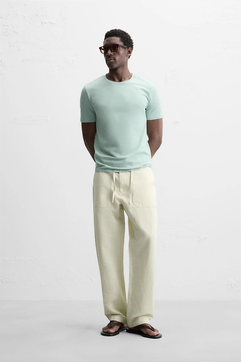 BASIC SLIM FIT T-SHIRT