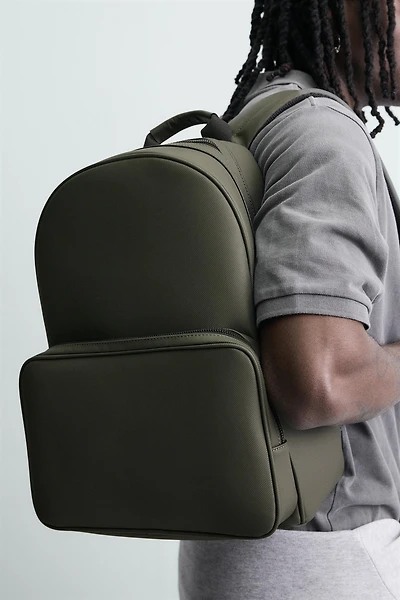 TEXTURED BACKPACK