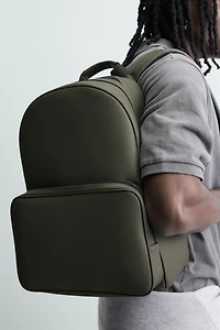 TEXTURED BACKPACK
