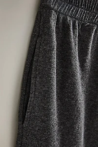 SHORT STRAIGHT SHORTS