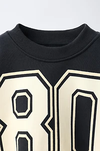 NUMBER PRINT SWEATSHIRT