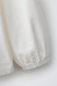 EMBROIDERED PETER PAN COLLAR T-SHIRT