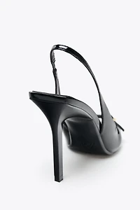 PATENT FINISH HEELED SANDALS