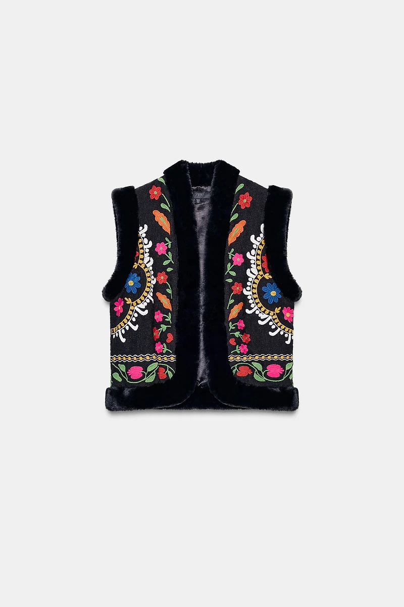 CONTRASTING EMBROIDERED FAUX FUR VEST