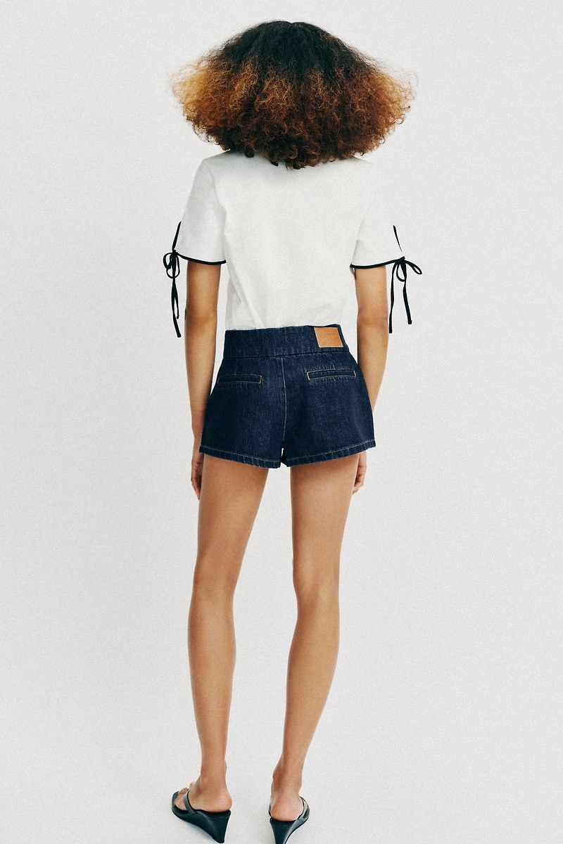 CONTRAST BOW T-SHIRT
