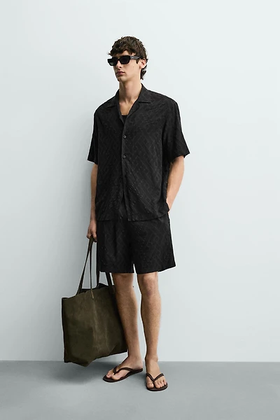 GEOMETRIC JACQUARD SHORTS